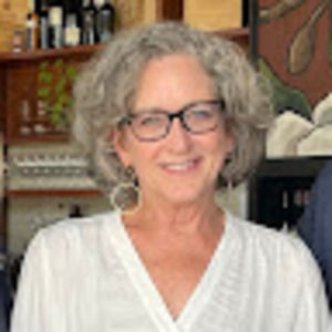 Meet your Posher, Debbie